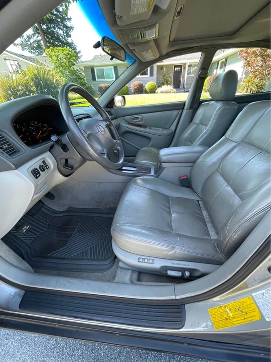 1998 Lexus ES 3rd Gen - Image 5 of 8