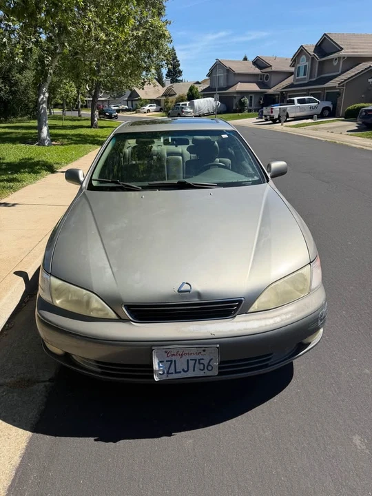 1998 Lexus ES 3rd Gen - Image 4 of 8