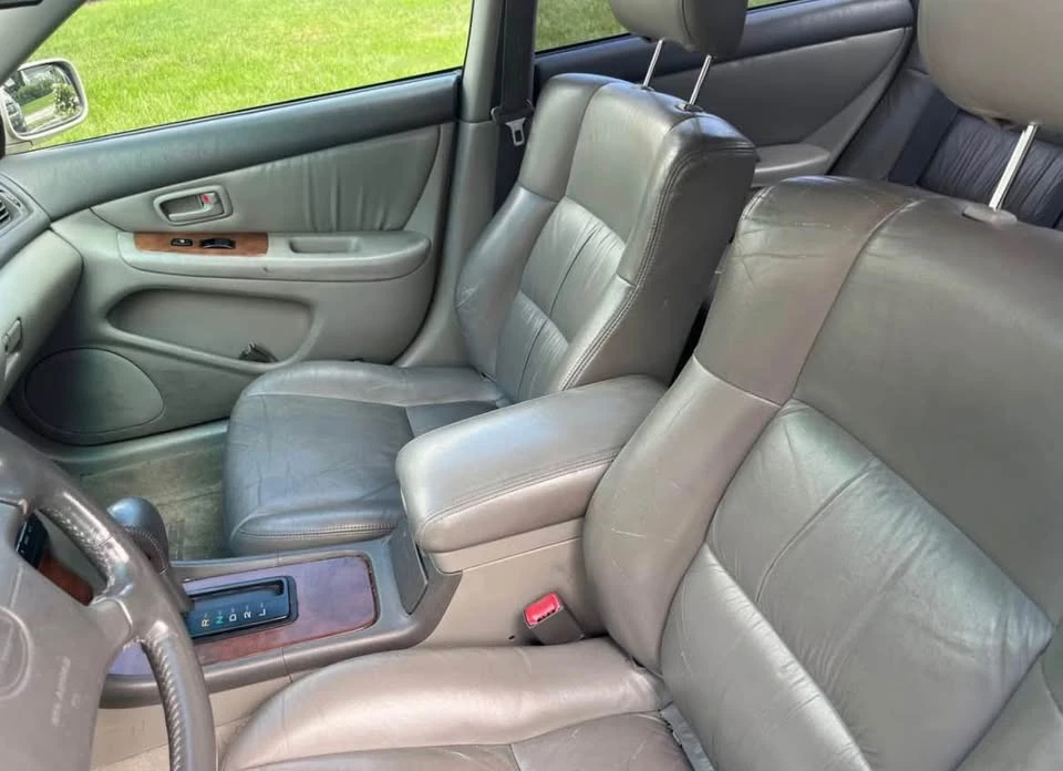 1998 Lexus ES 3rd Gen - Image 12 of 18