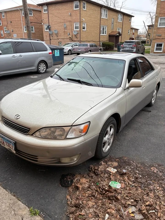 1998 Lexus ES 3rd Gen - Image 9 of 18