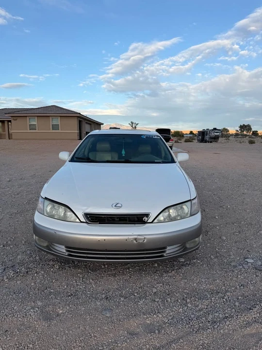 1998 Lexus ES 3rd Gen - Image 3 of 9