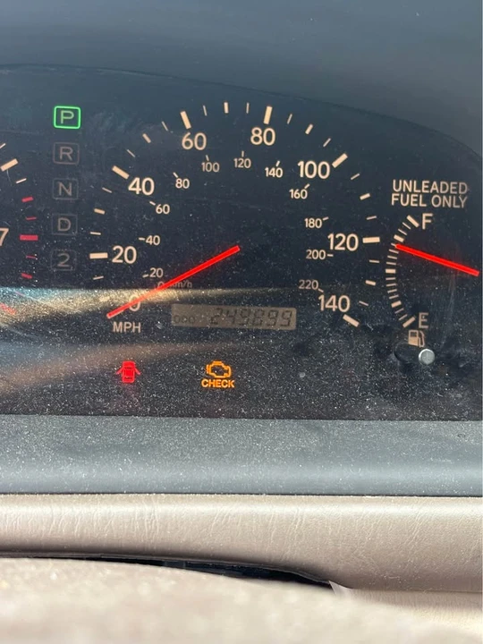 1998 Lexus ES 3rd Gen - Image 10 of 10