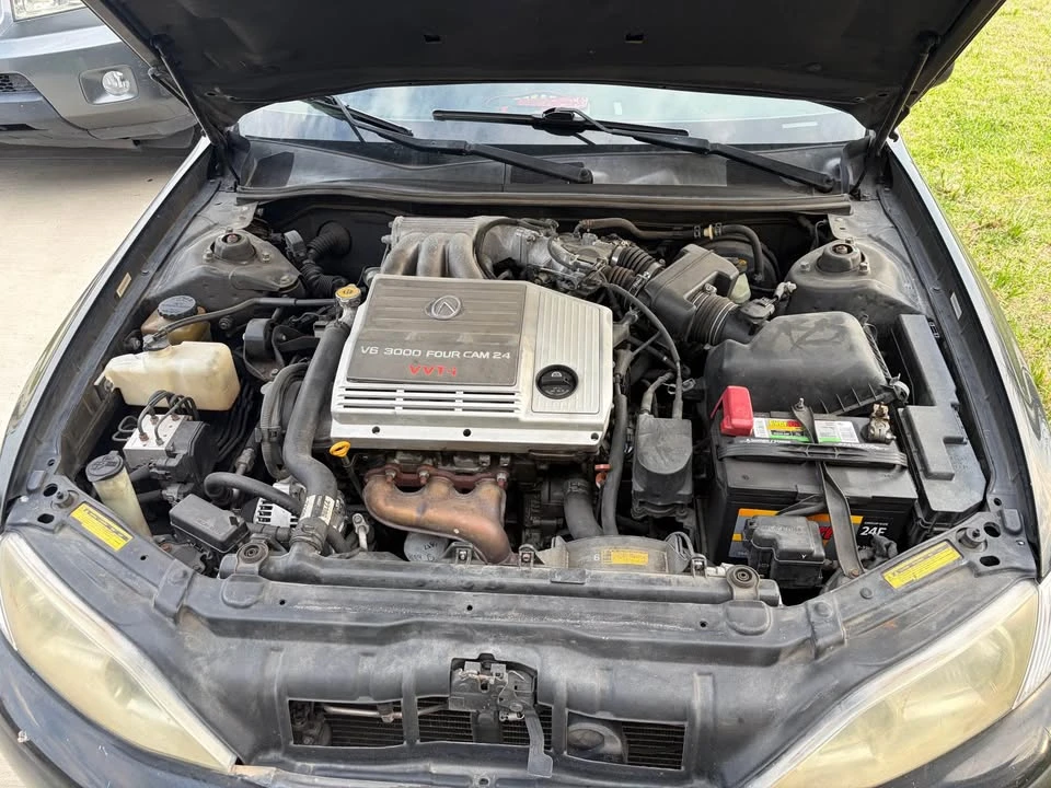 1998 Lexus ES 3rd Gen - Image 18 of 20