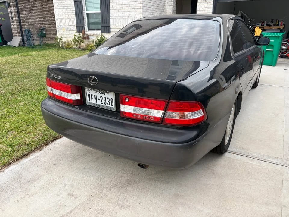 1998 Lexus ES 3rd Gen - Image 7 of 20