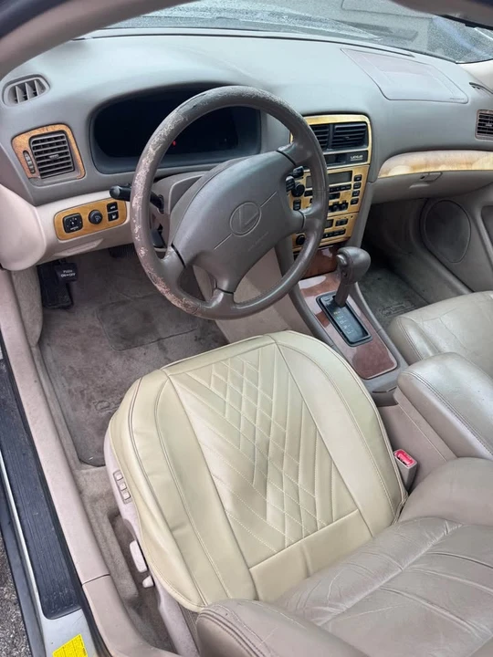 1998 Lexus ES 3rd Gen - Image 5 of 6