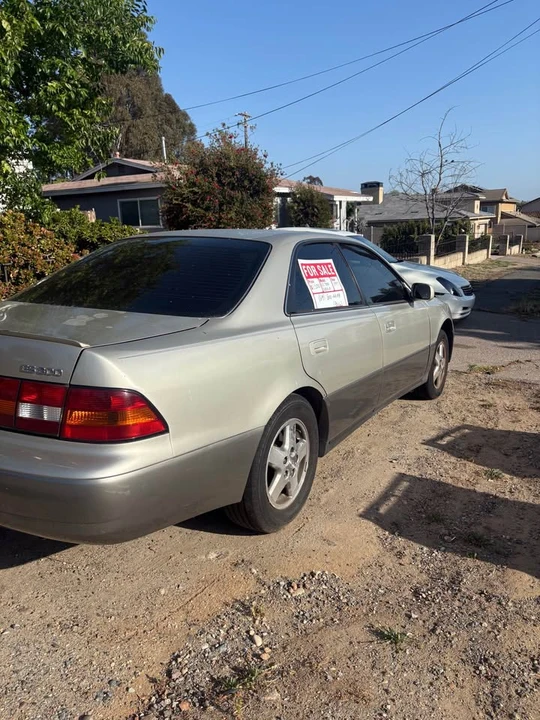 1998 Lexus ES 3rd Gen - Image 3 of 7