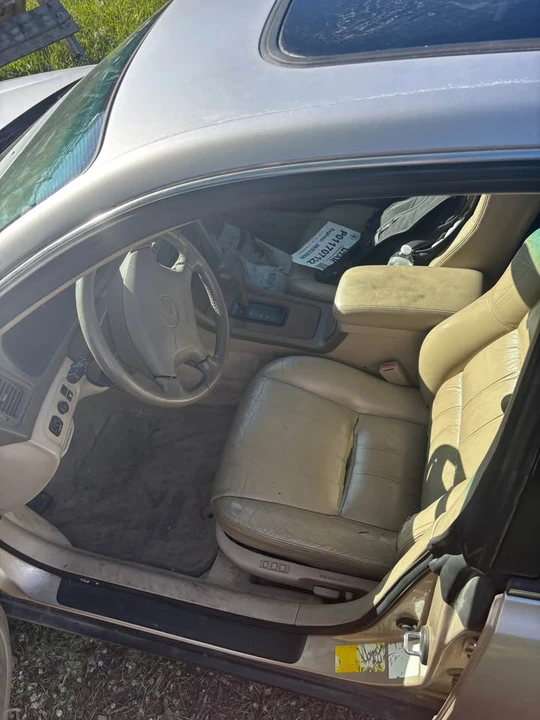 1998 Lexus ES 3rd Gen - Image 8 of 10