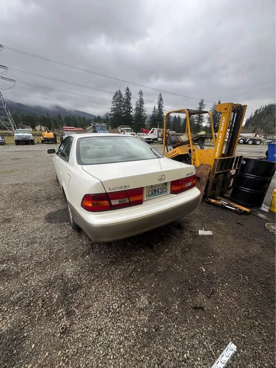 1998 Lexus ES 3rd Gen - Image 4 of 6