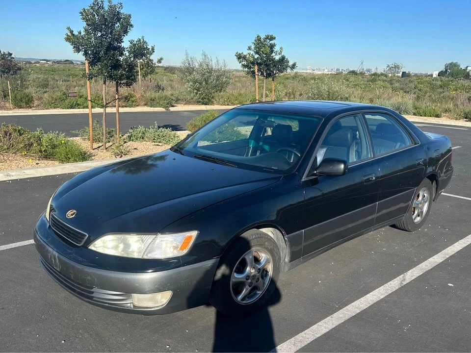 1998 Lexus ES 3rd Gen - Image 5 of 11