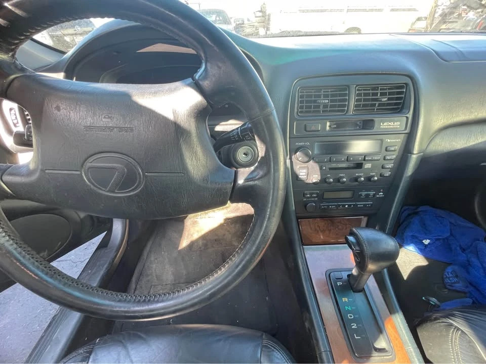 1998 Lexus ES 3rd Gen - Image 6 of 11