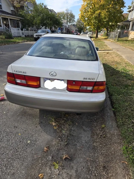 1998 Lexus ES 3rd Gen - Image 4 of 7