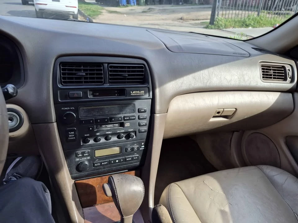 1998 Lexus ES 3rd Gen - Image 2 of 11