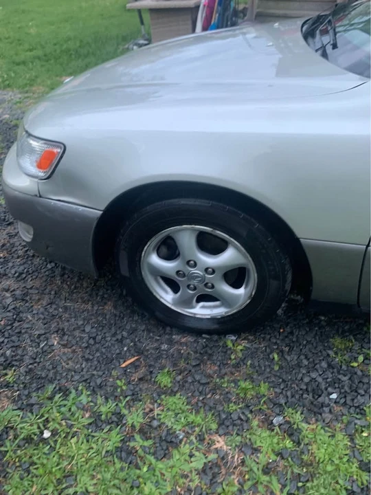 1998 Lexus ES 3rd Gen - Image 5 of 9
