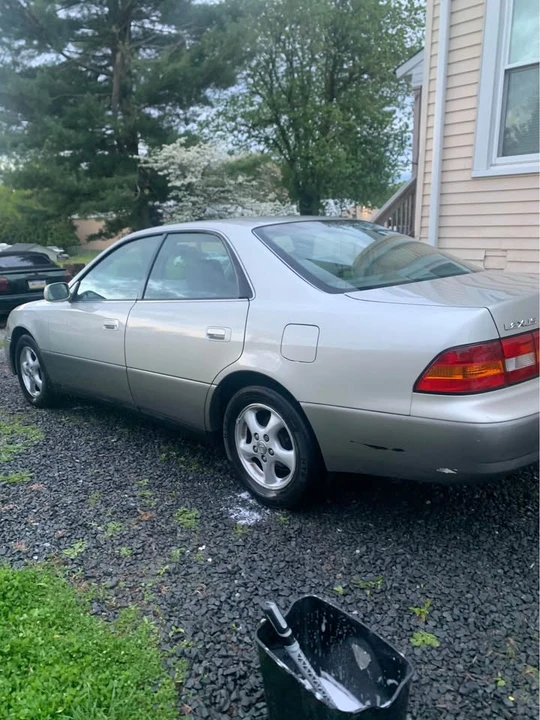 1998 Lexus ES 3rd Gen - Image 9 of 9