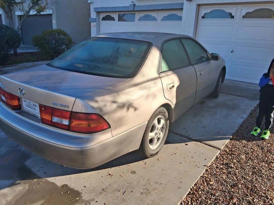 1998 Lexus ES 3rd Gen - Image 5 of 6