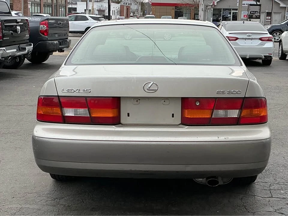 1998 Lexus ES 3rd Gen - Image 5 of 20