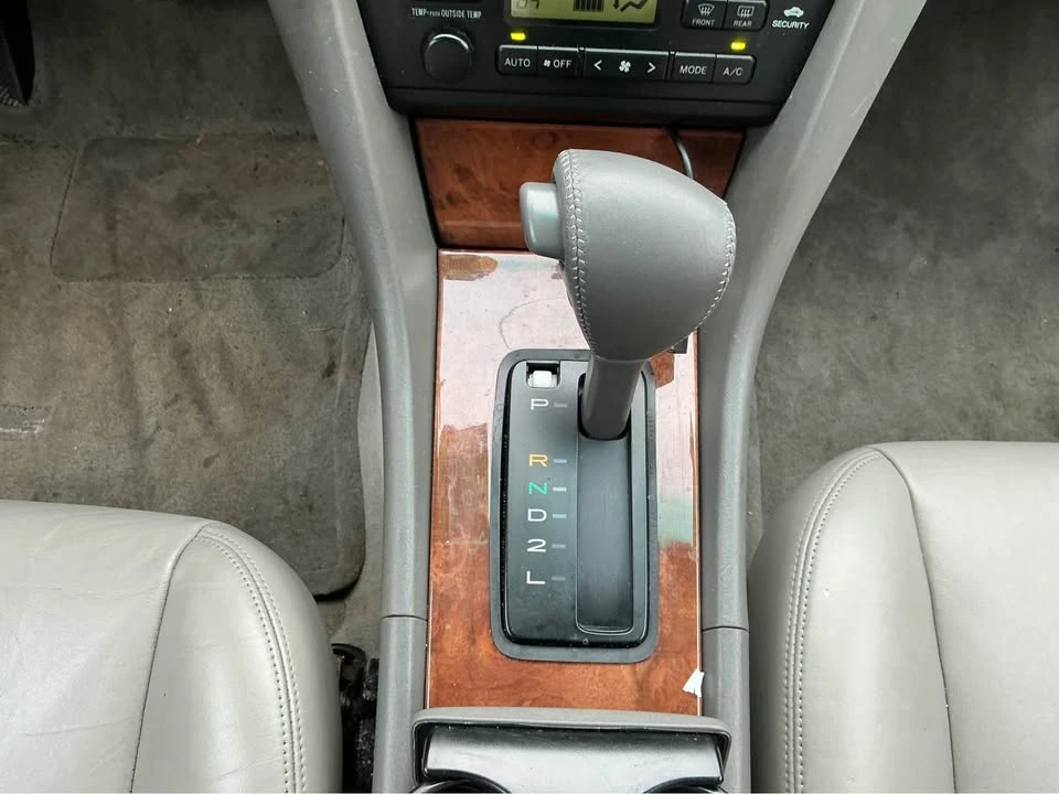 1998 Lexus ES 3rd Gen - Image 17 of 20