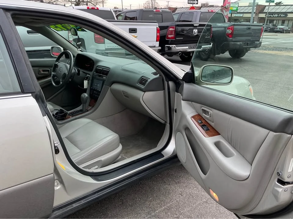 1998 Lexus ES 3rd Gen - Image 10 of 20