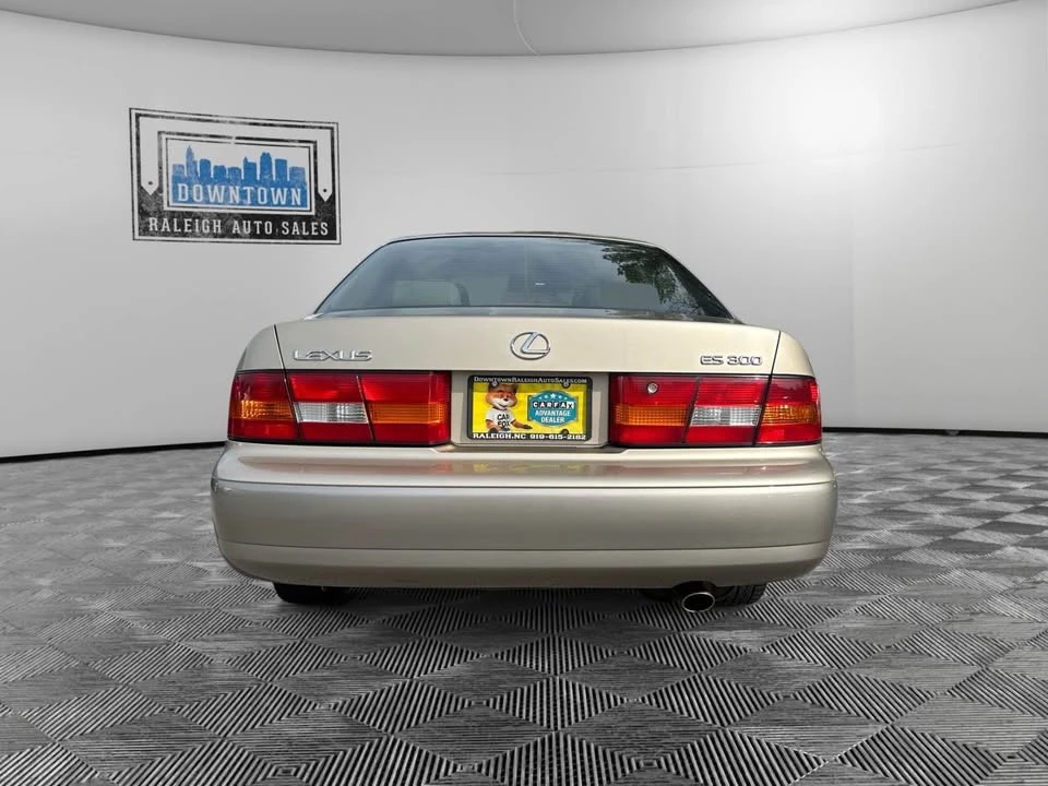 1998 Lexus ES 3rd Gen - Image 6 of 12