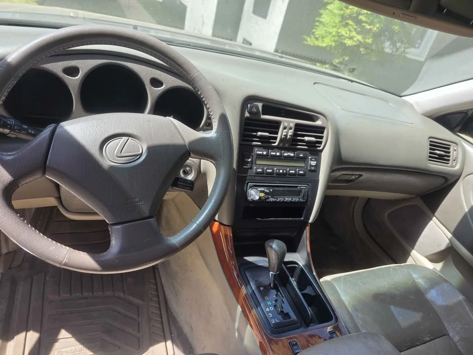 1998 Lexus ES 3rd Gen - Image 5 of 7