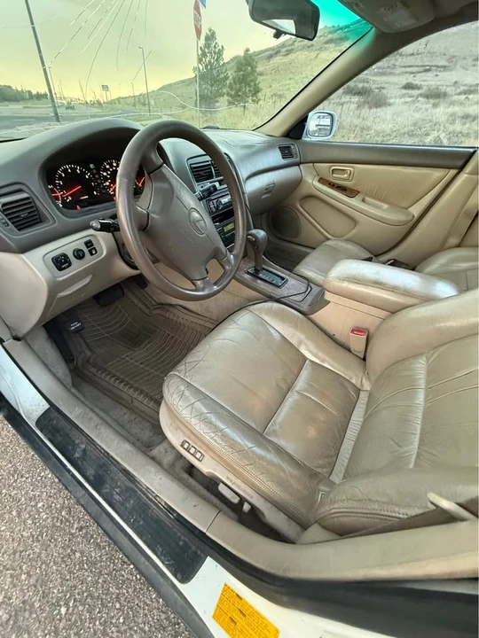 1998 Lexus ES 3rd Gen - Image 9 of 9