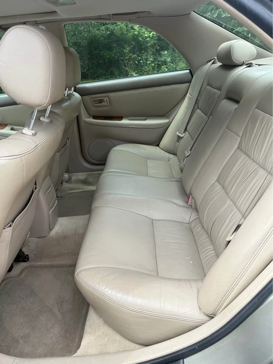 1998 Lexus ES 3rd Gen - Image 8 of 9