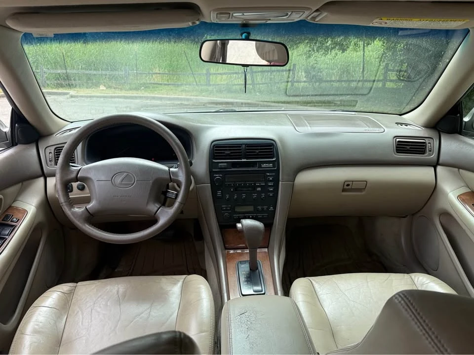 1998 Lexus ES 3rd Gen - Image 7 of 9