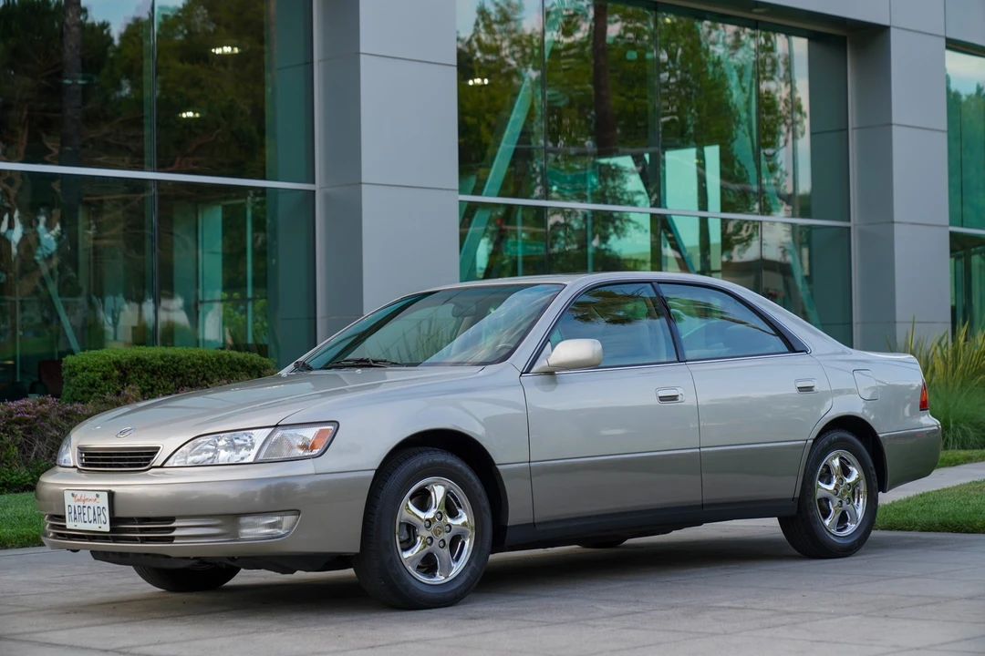 1998 Lexus ES 3rd Gen - Image 15 of 31