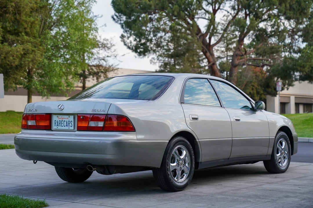1998 Lexus ES 3rd Gen - Image 20 of 31