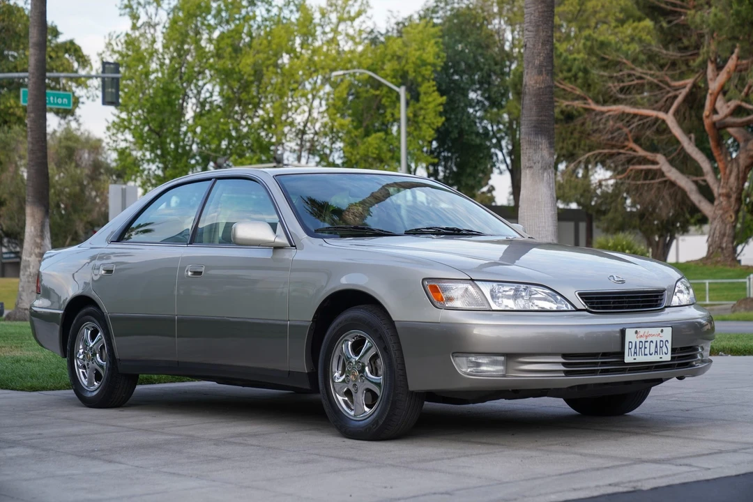 1998 Lexus ES 3rd Gen - Image 5 of 31