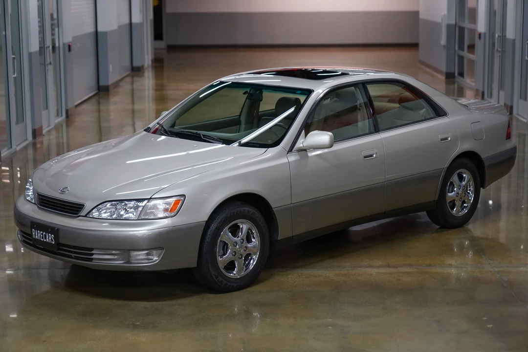 1998 Lexus ES 3rd Gen - Image 2 of 31