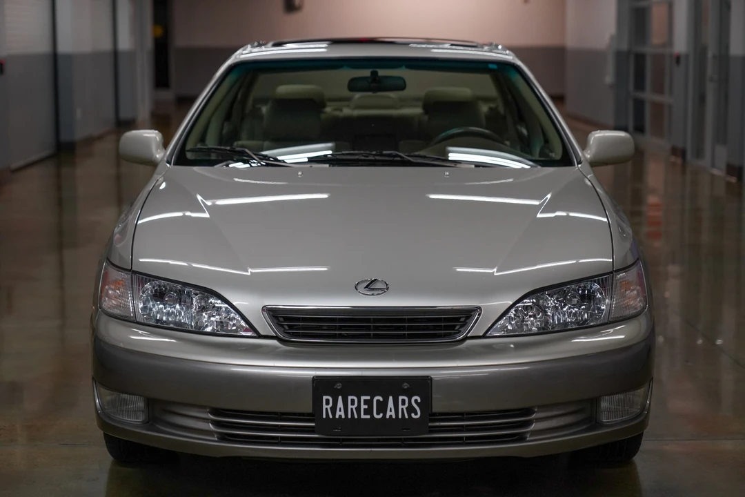 1998 Lexus ES 3rd Gen - Image 14 of 31