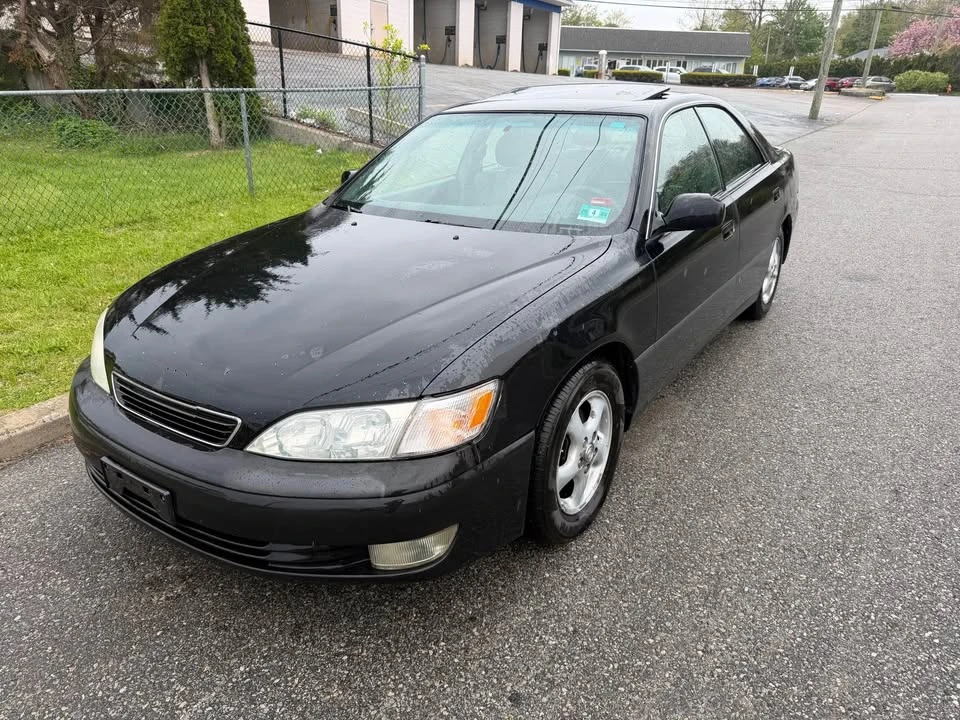 1998 Lexus GS 2nd Gen - Image 3 of 8