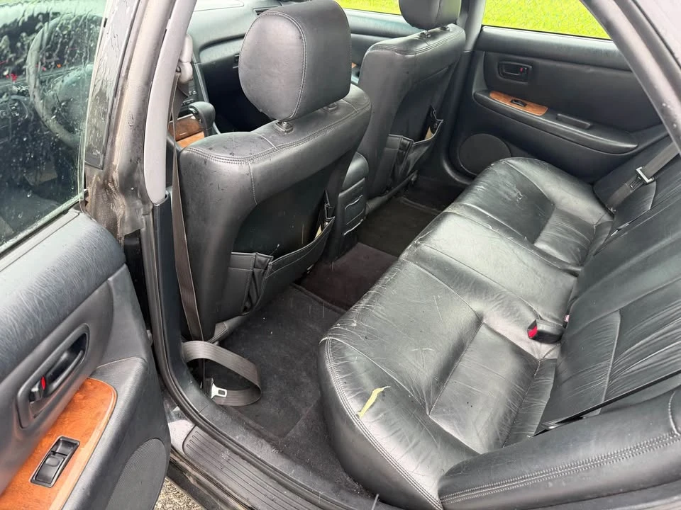 1998 Lexus GS 2nd Gen - Image 7 of 8