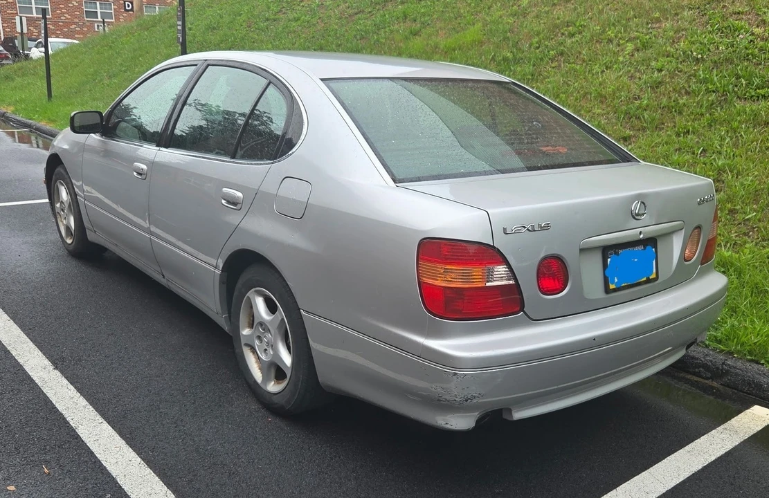1998 Lexus GS 2nd Gen - Image 10 of 27