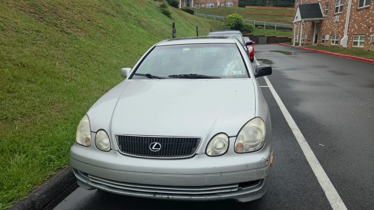 1998 Lexus GS 2nd Gen - Image 4 of 27