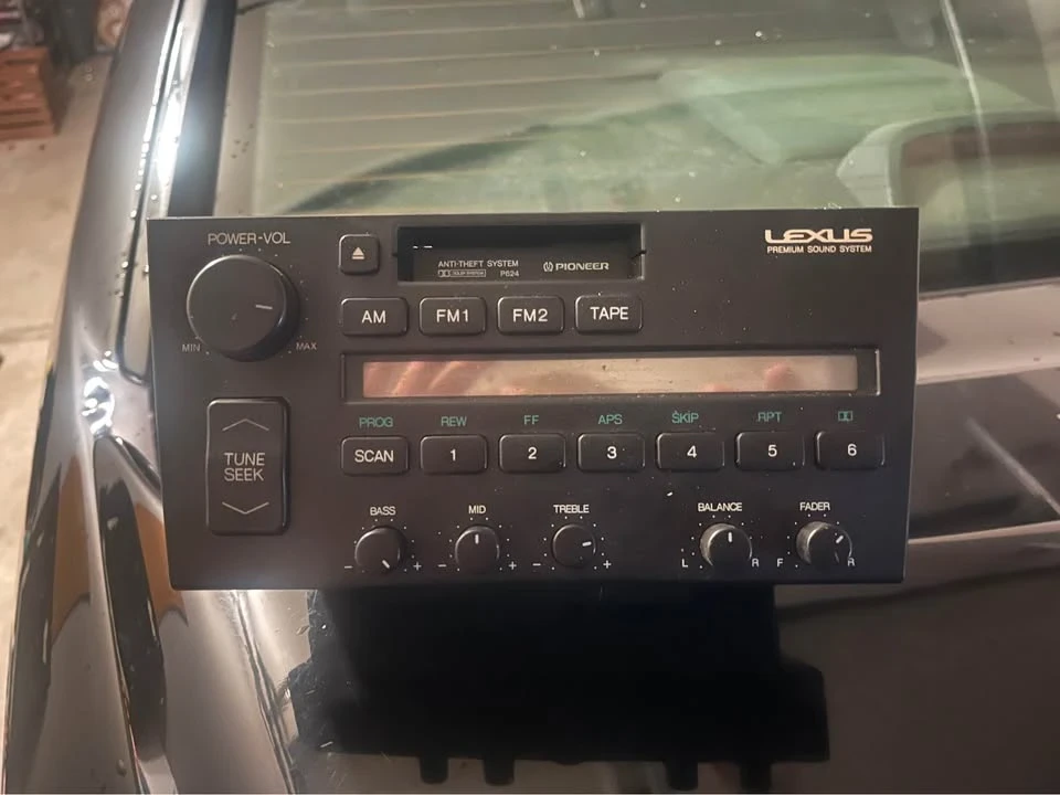 1998 Lexus GS 2nd Gen - Image 9 of 9