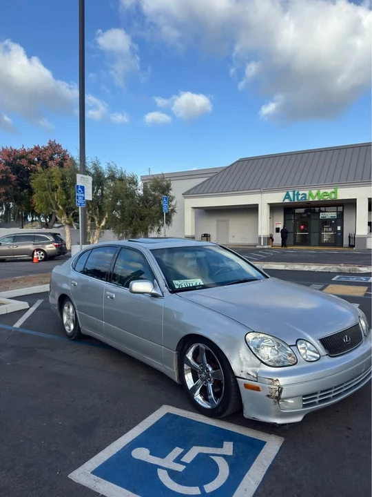 1998 Lexus GS 2nd Gen - Image 2 of 7