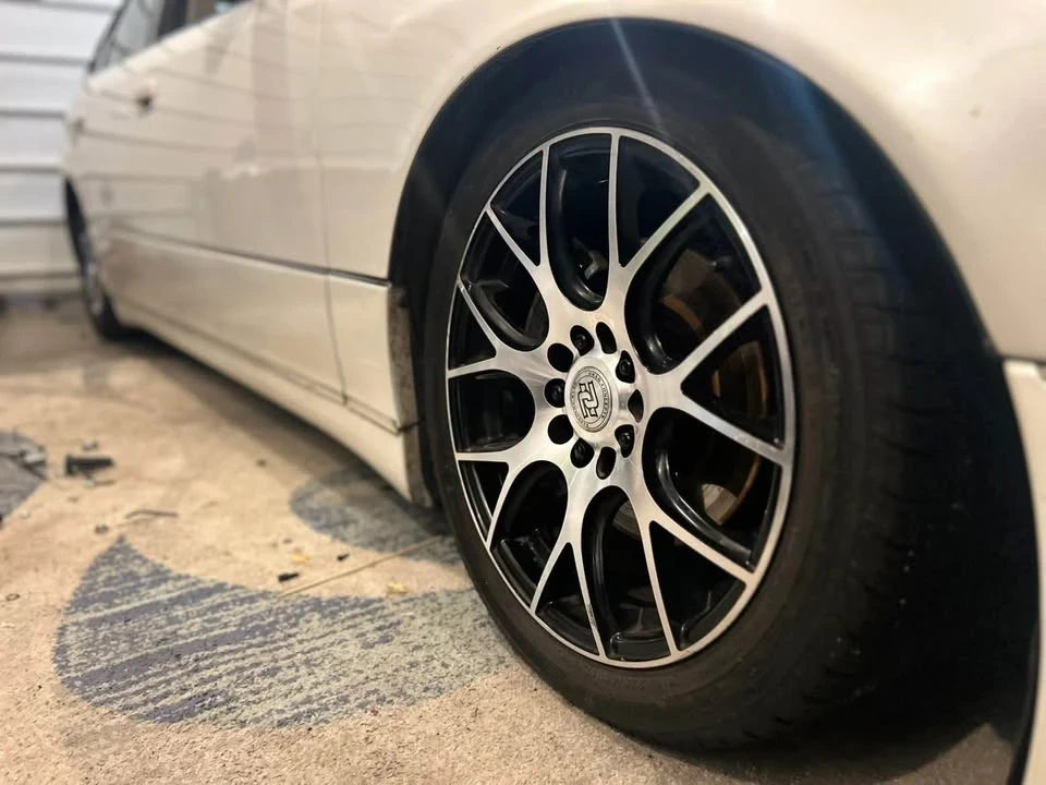 1998 Lexus GS 2nd Gen - Image 4 of 6
