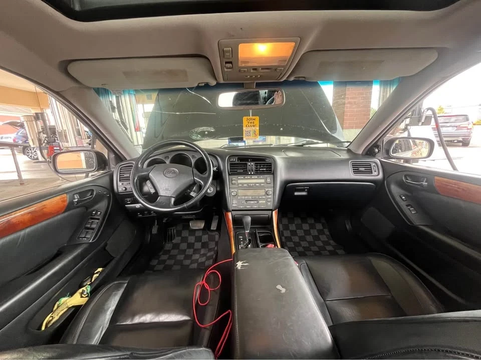 1998 Lexus GS 2nd Gen - Image 6 of 9
