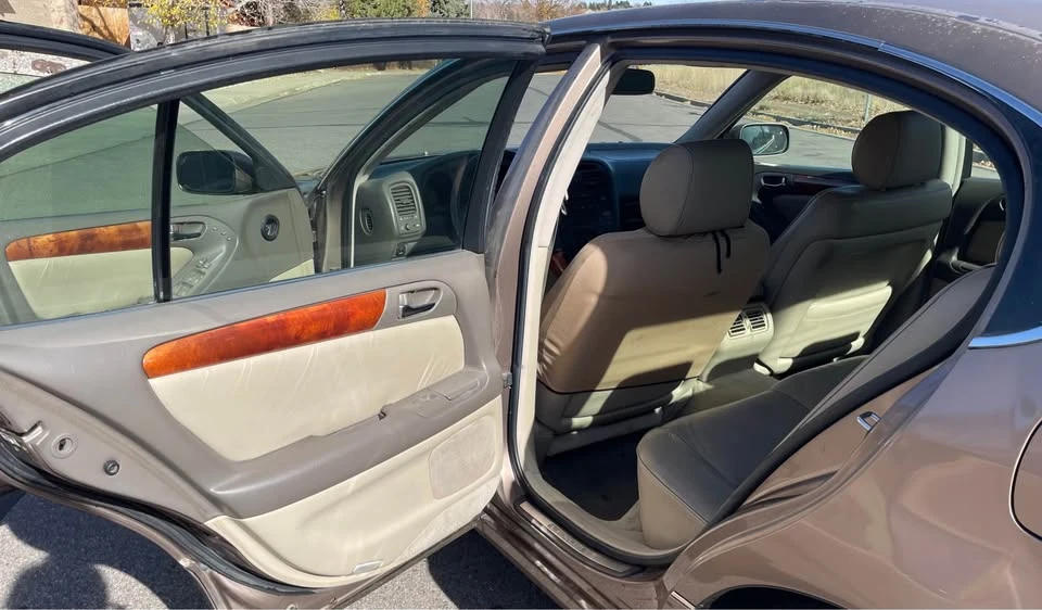 1998 Lexus GS 2nd Gen - Image 9 of 17