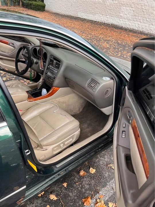 1998 Lexus GS 2nd Gen - Image 5 of 8