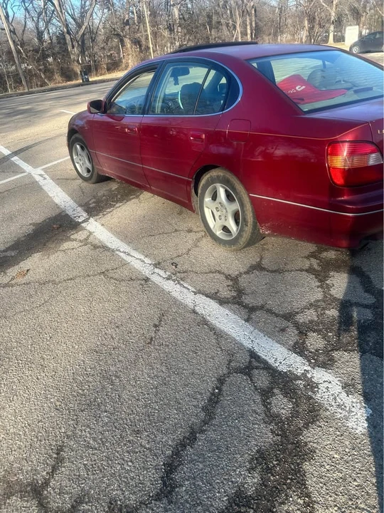 1998 Lexus GS 2nd Gen - Image 4 of 4