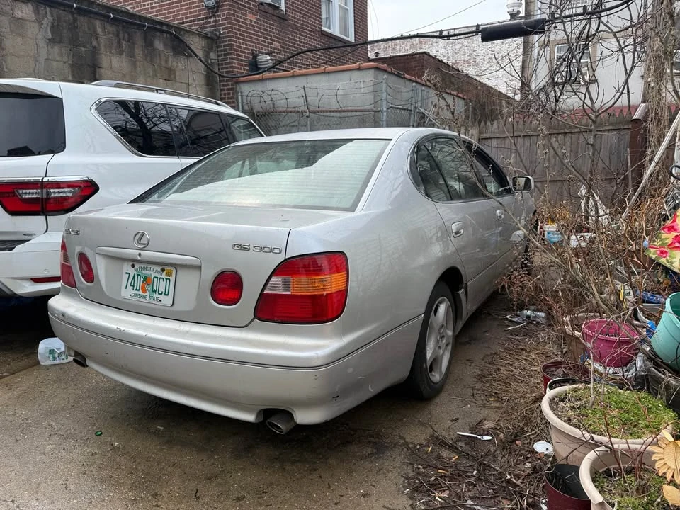 1998 Lexus GS 2nd Gen - Image 6 of 11
