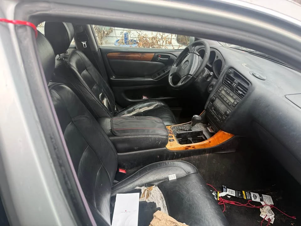 1998 Lexus GS 2nd Gen - Image 11 of 11