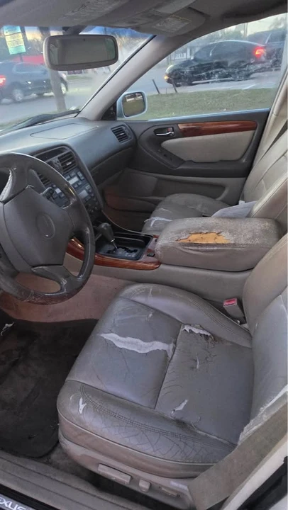 1998 Lexus GS 2nd Gen - Image 3 of 15