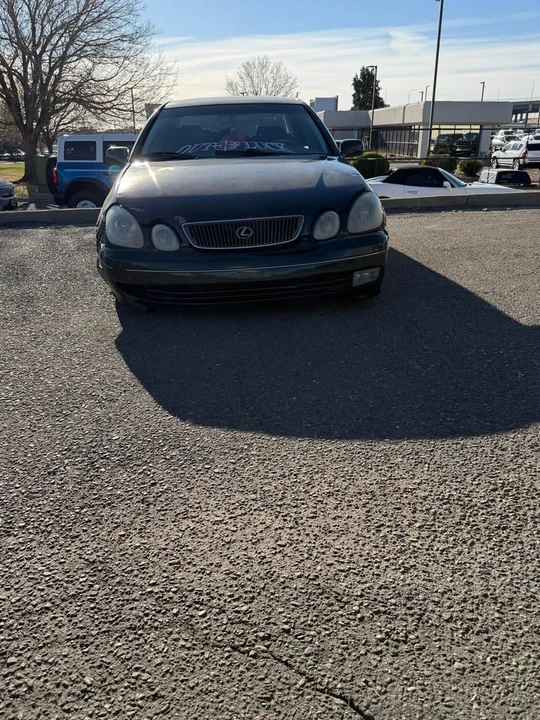 1998 Lexus GS 2nd Gen - Image 13 of 14