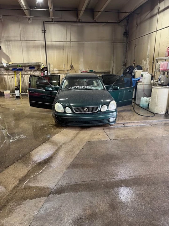 1998 Lexus GS 2nd Gen - Image 3 of 12