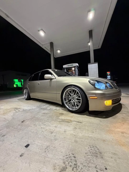 1998 Lexus GS 2nd Gen - Image 2 of 2
