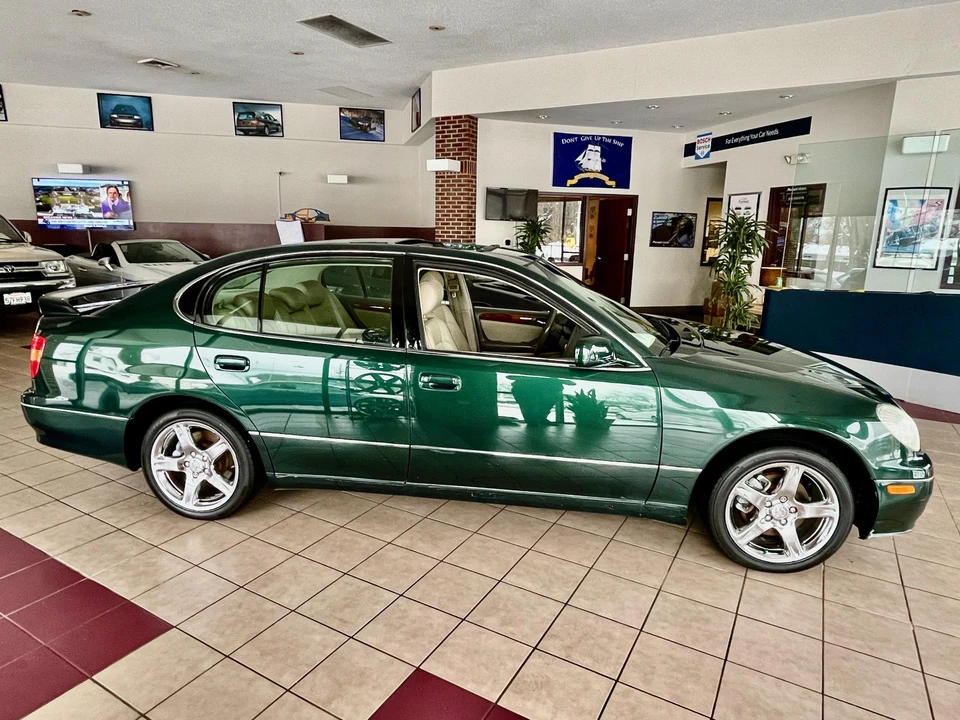 1998 Lexus GS 2nd Gen - Image 10 of 31